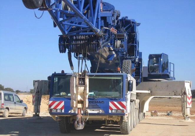 2009 - Demag AC 700 for sale in Spain,