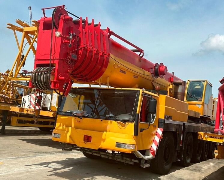 自動車 LIEBHERR LTM1500-8.1 all-terrain-cranes-liebherr-